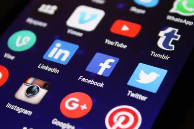 Saiba quais são os melhores horários de postagem nas redes sociais
