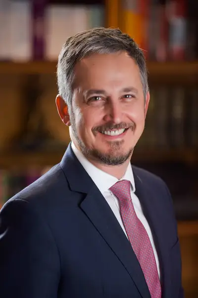 Fotografia profissional de advogado em escritório de advocacia em São Paulo